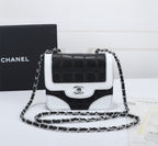 CHL -  19 Handbag 7in/18LO Black/White For Women