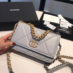 LO - CHL  BAGS FOR WOMEN - FASHION LUXURY BAGS - 944