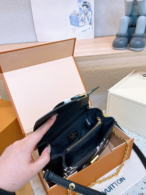 LO - LV Bags - 15102