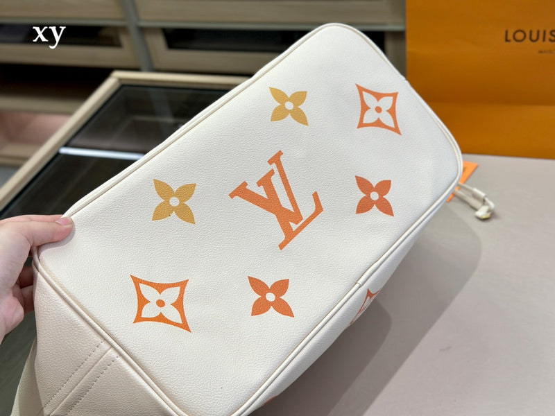LO - LV Bags - 15002