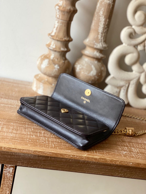 LO - CHL Bags - 2592