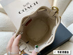 LO - CCH Bags - 064