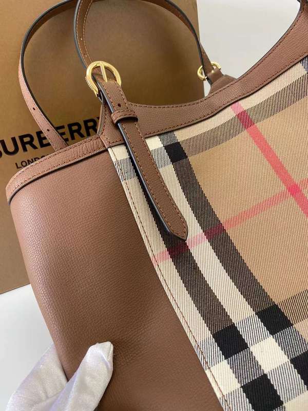 LO - B-BERRY BAGS - 242