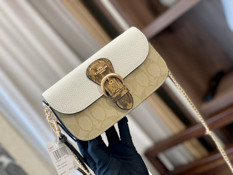 LO - CCH Bags - 193