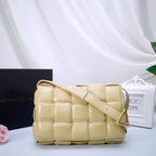 B-VENETA STYLISH HANBAGS FOR WOMEN - - 189