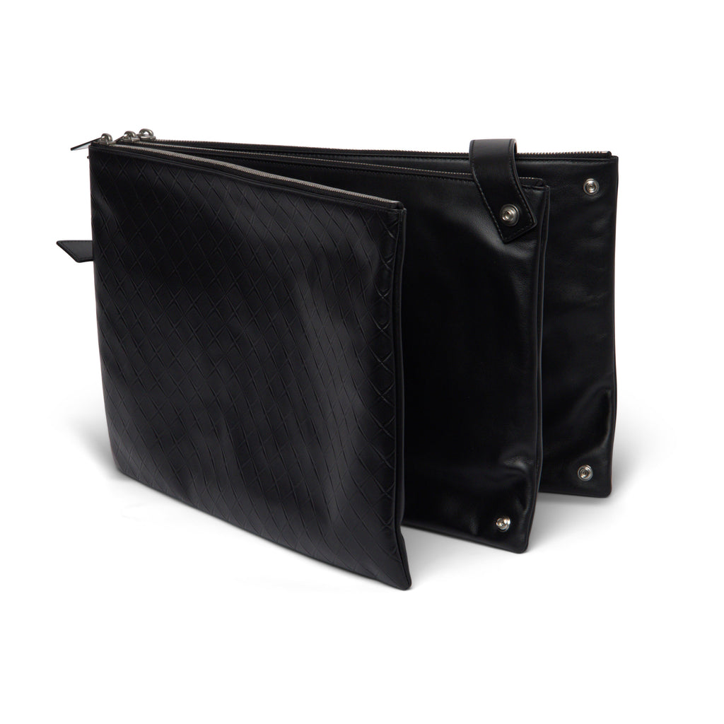 B V  - 3-Compartment Crossbody Bag