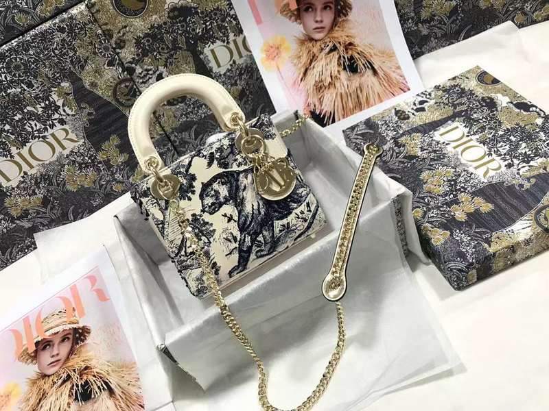 LO - DYOR   BAGS FOR WOMEN - FASHION LUXURY BAGS 499