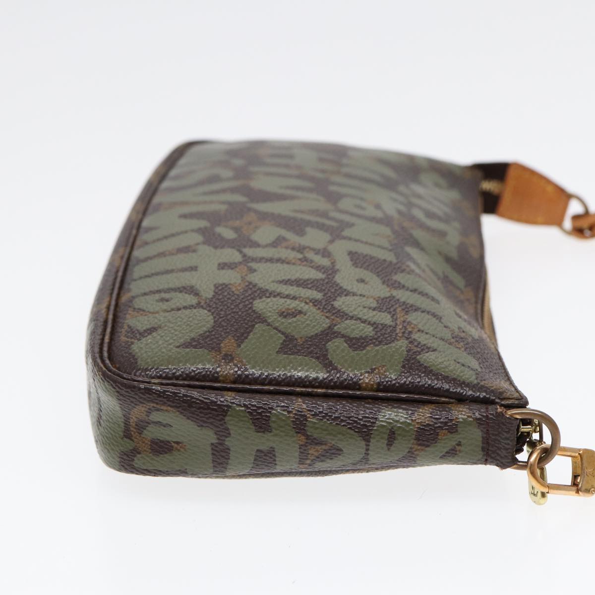 LO-LV bags 1608