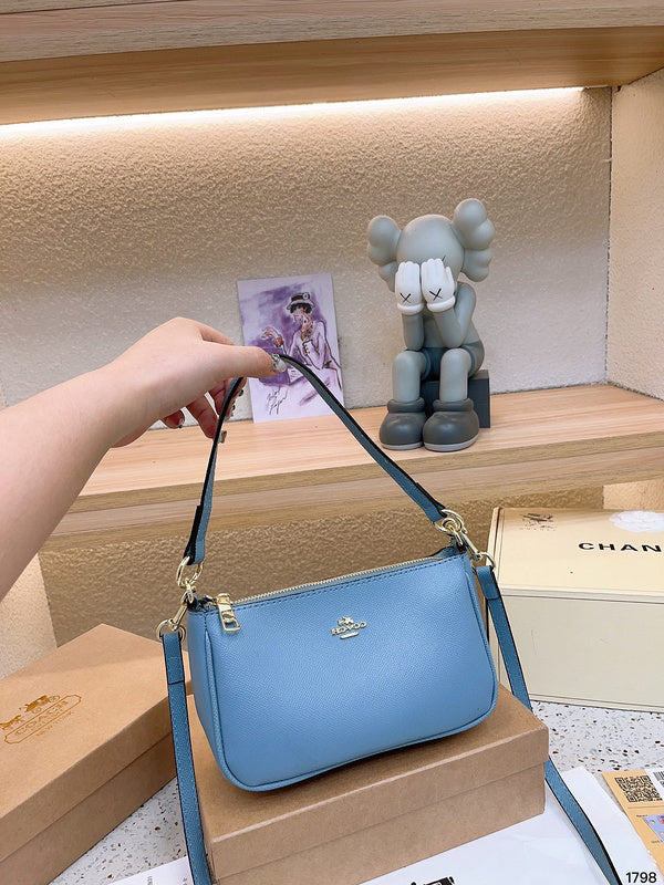 LO - CCH Bags - 022