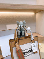 LO - CCH Bags - 013