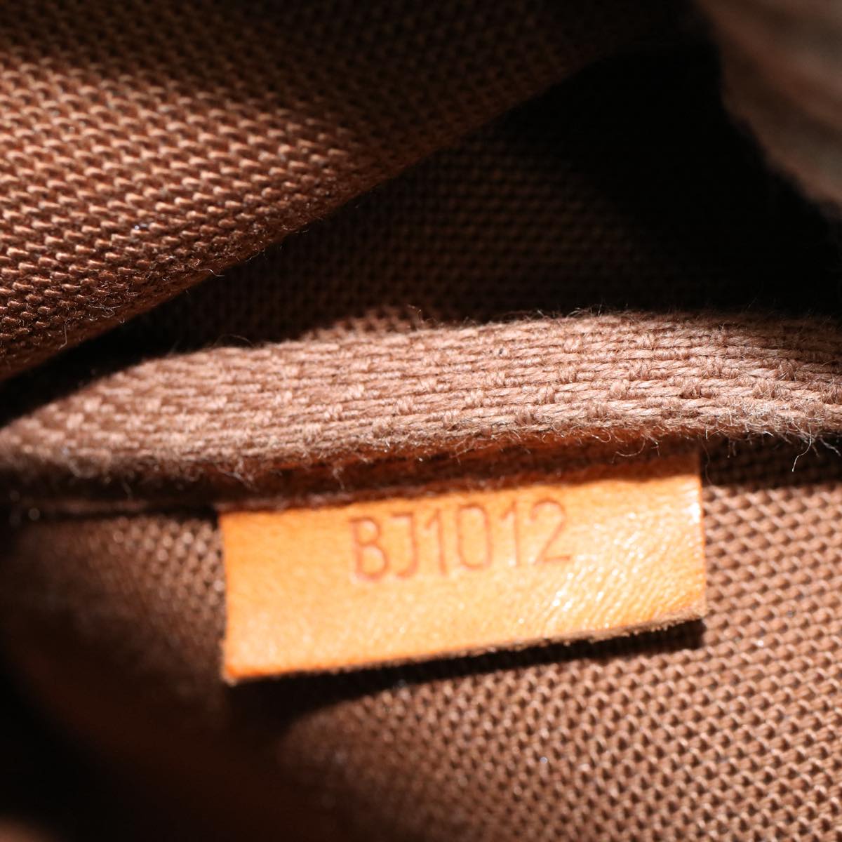 LO-LV bags 157