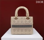 Lusso Official - DYOR FASHION BAGS - 2017