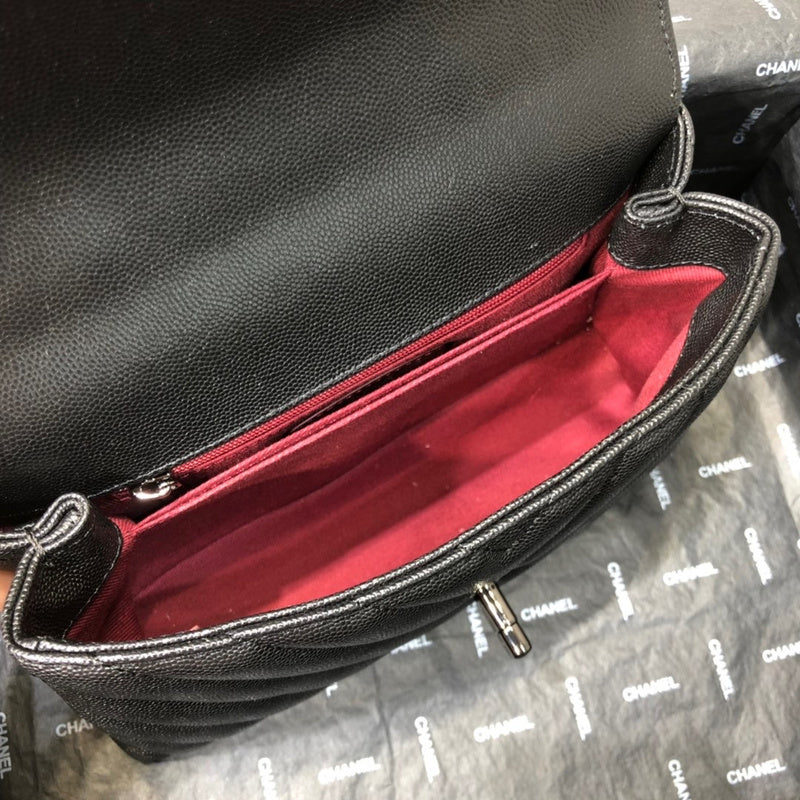 LO - CHL Bags - 1951