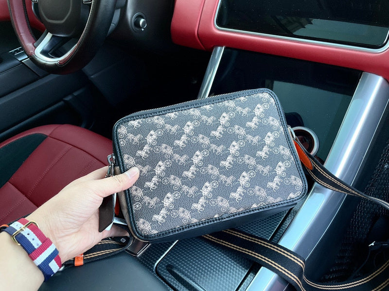 LO - CCH Bags - 050