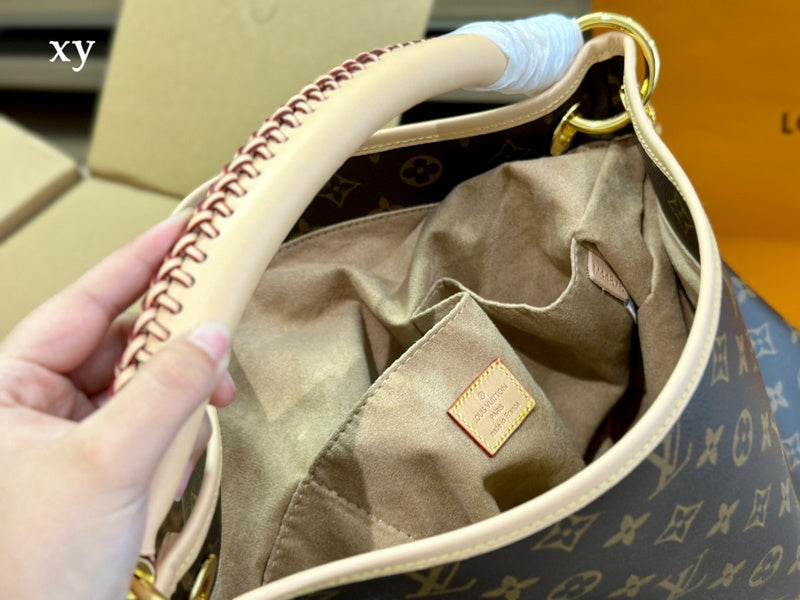LO - LV Bags - 15006