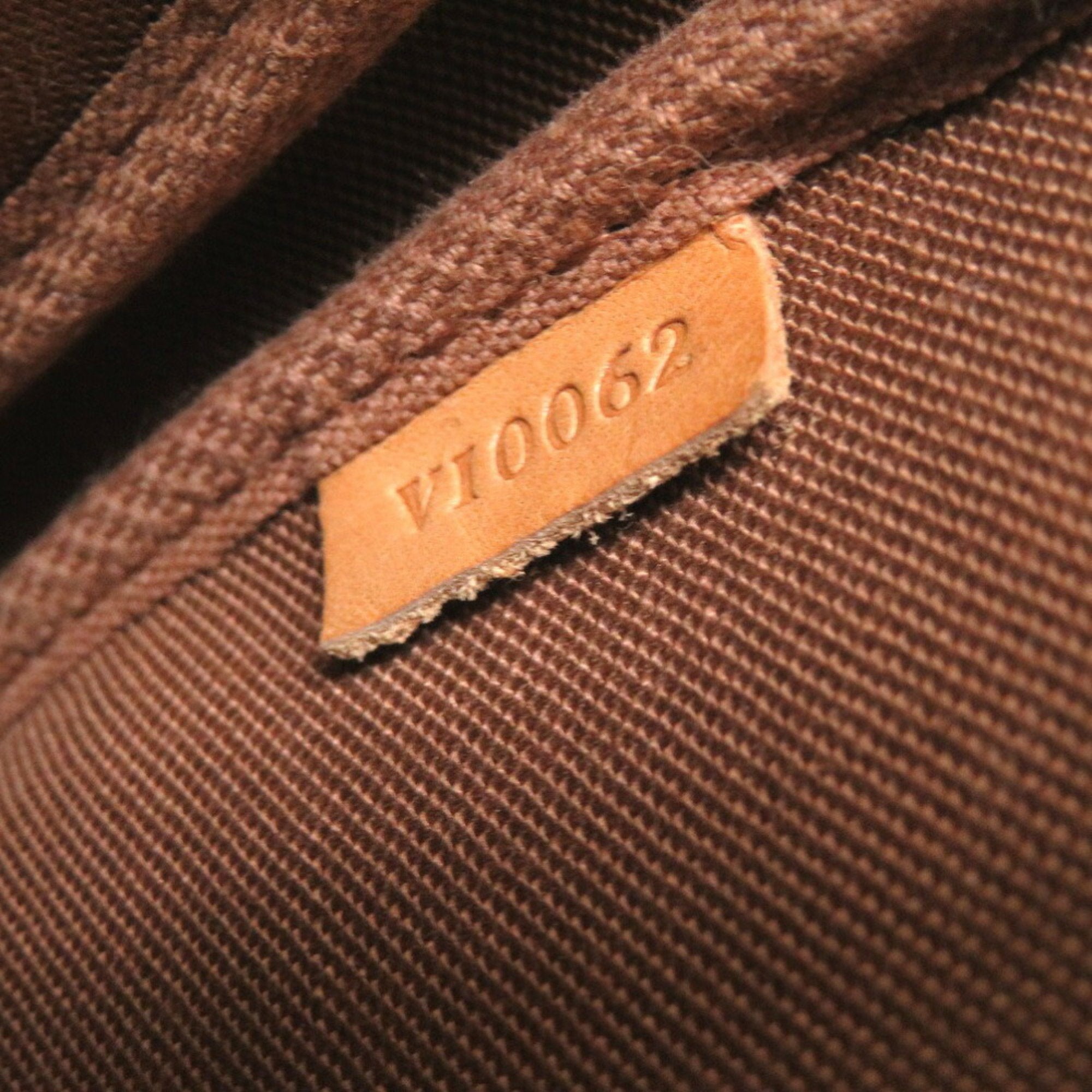 LO-LV bags 570