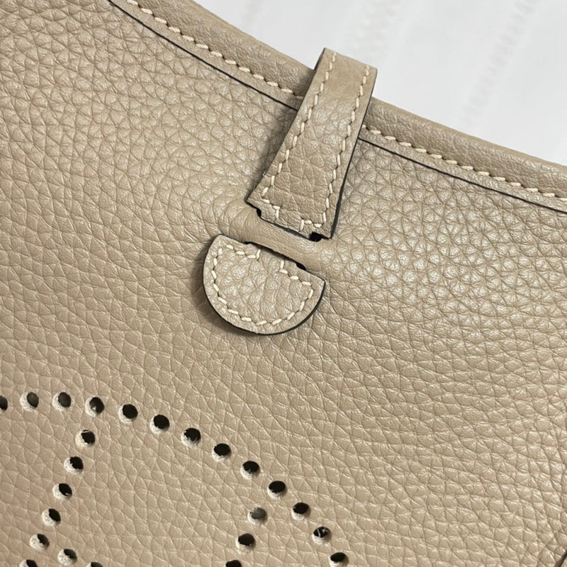 LO - HMS Luxury Bags - 933