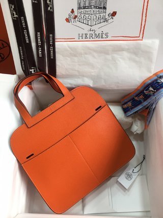 LO - HMS Luxury Bags - 765