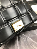 LO - BV Bags - 330