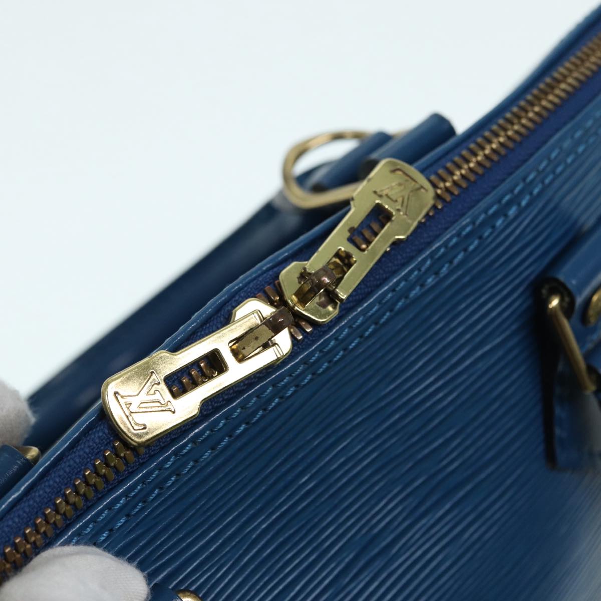 LO-LV bags 2388