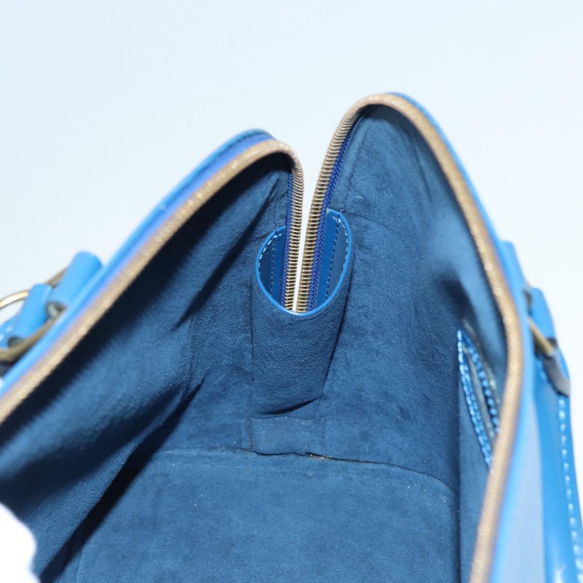 LO-LV bags 2388