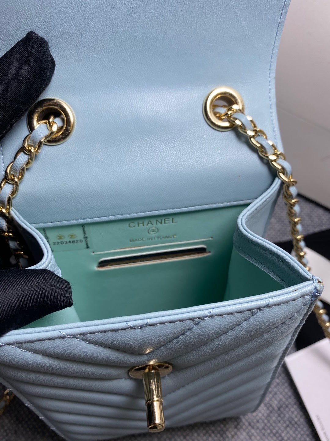 CHL -  Chevron Trendy CHL -  Phone Light Blue Bag For Women 18LO/7in