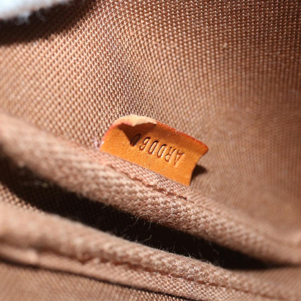 LO-LV bags 238
