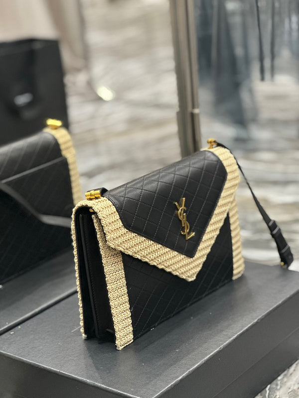 BB - YSL Bag - 3930