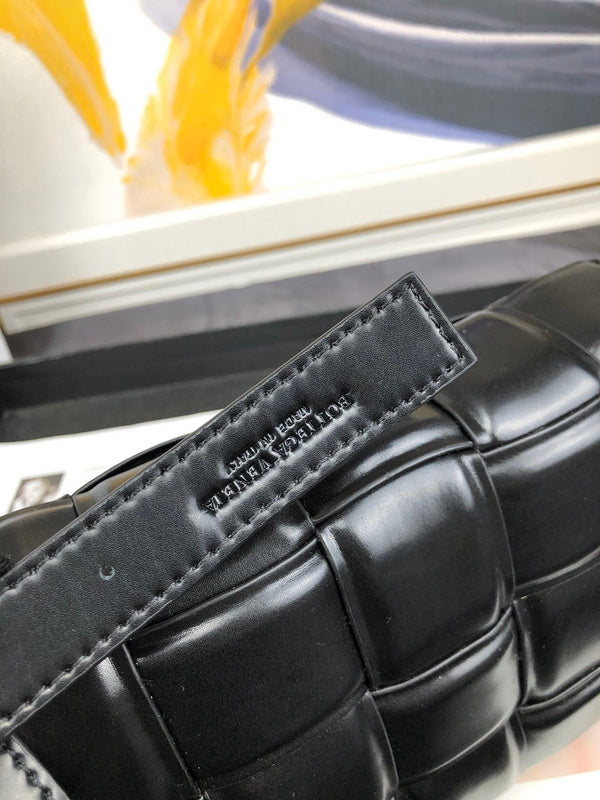 LO - BV Bags - 330