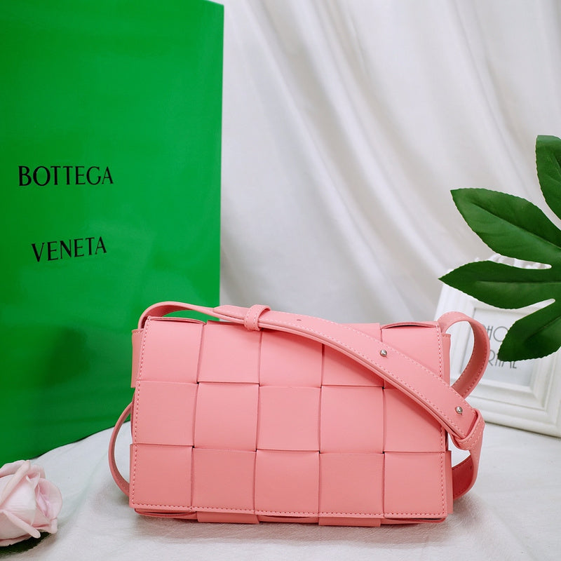 B-VENETA STYLISH HANBAGS FOR WOMEN - 111
