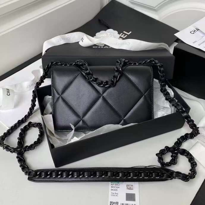 LO - CHL  BAGS FOR WOMEN - FASHION LUXURY BAGS -2010