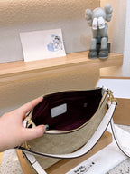 LO - CCH Bags - 221