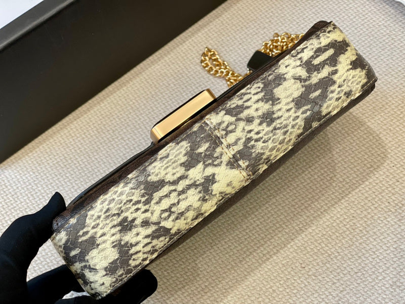 LO - CCH Bags - 190