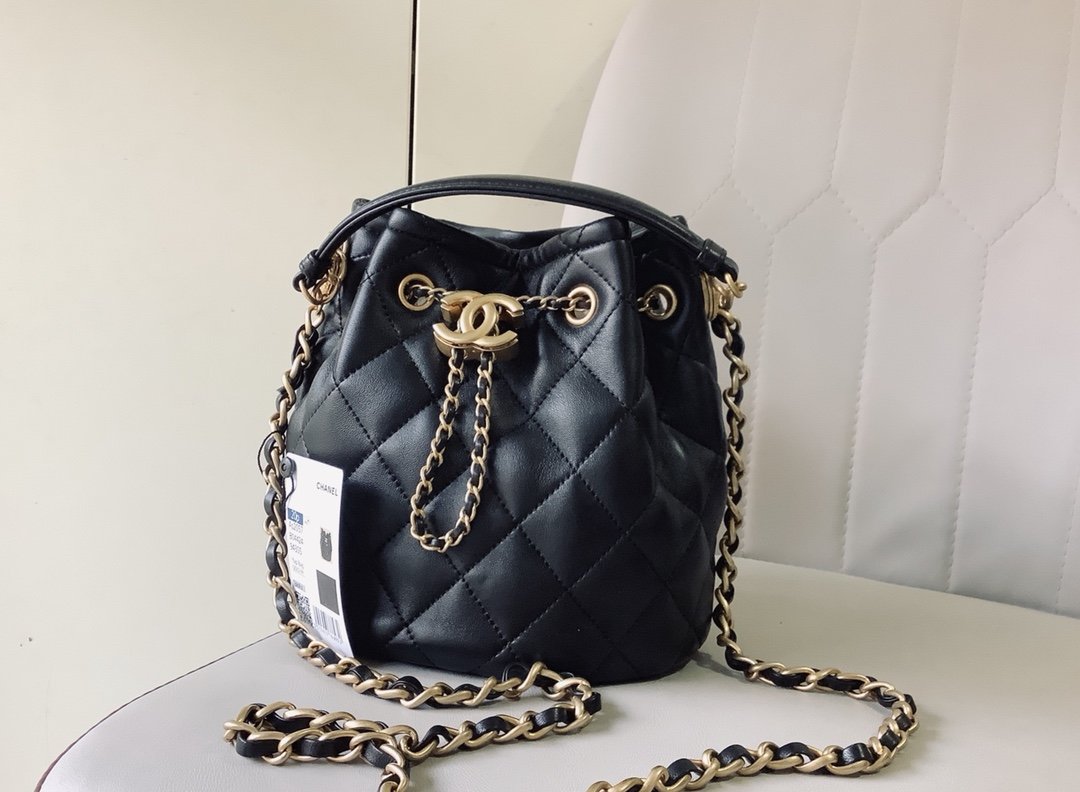 CHL -  Classic Bucket Bag Gold Toned Hardware Black For Women 7.8in/20LO