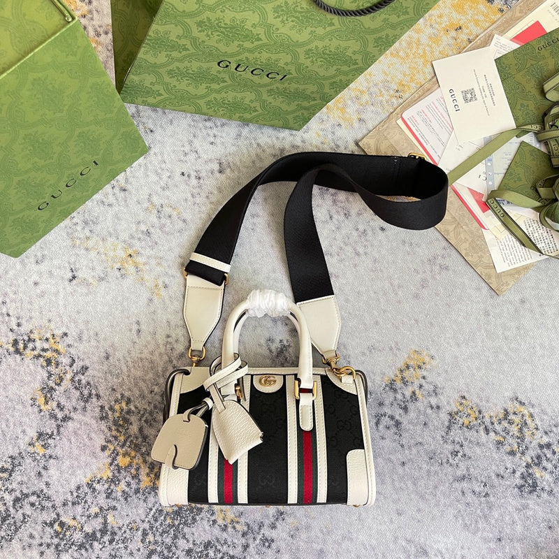 LO - GCC Bags - 1991