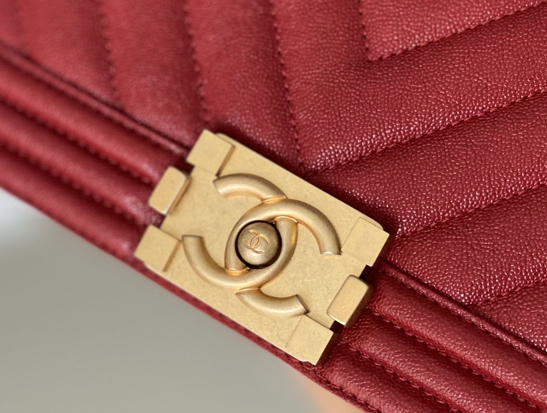 CHL - Medium Boy Handbag Red For Women 9.8in/25LO A67086