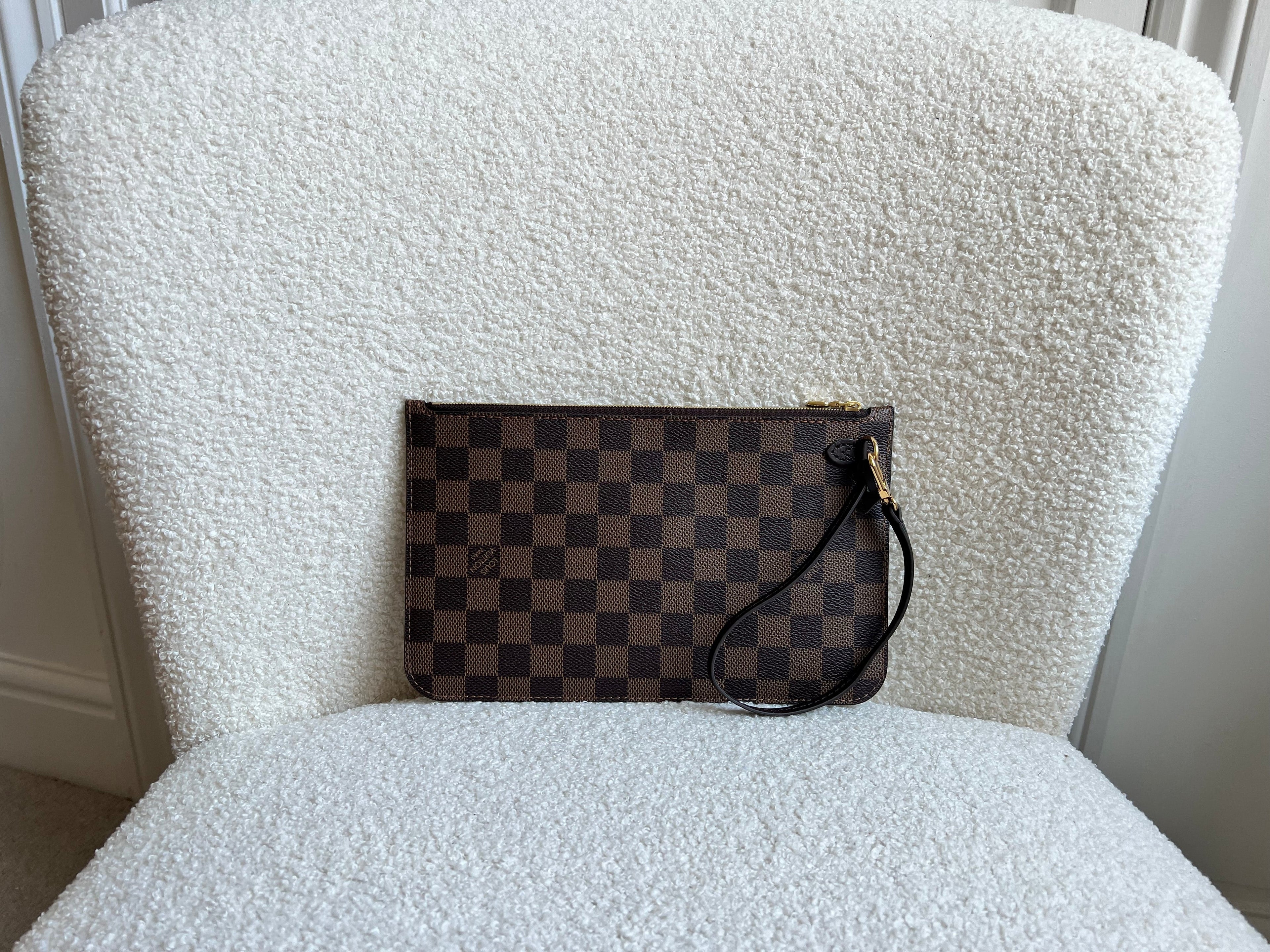Neverfull Pouch