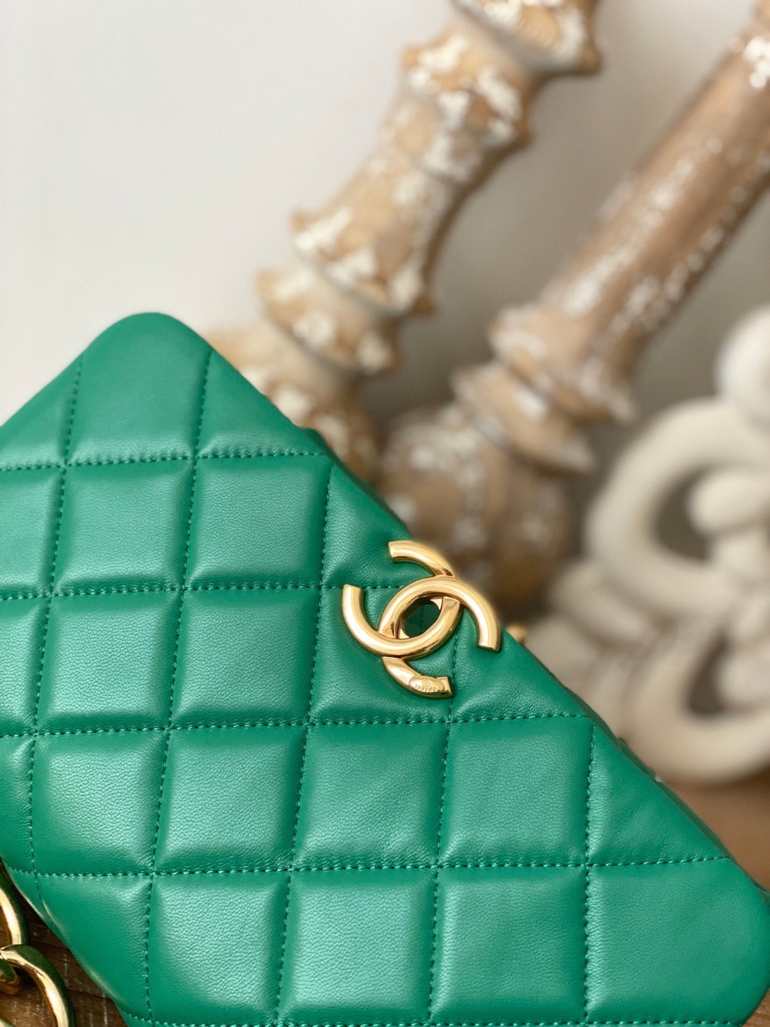 CHL - Large Flap Green Bag For Women 23LO/9in