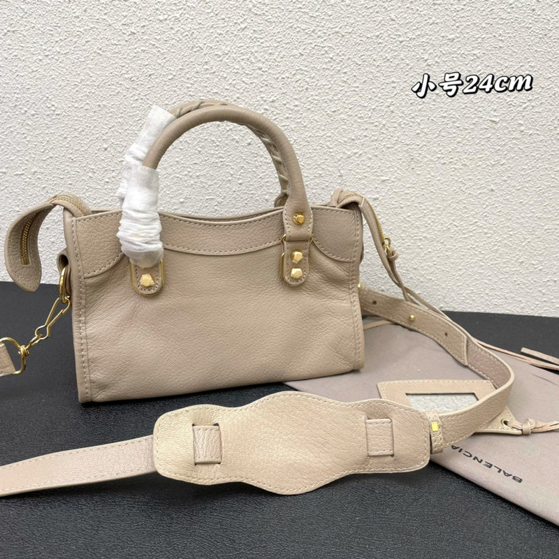 LUSSO OFFICIAL -   BLN-CIAGA BAGS - 608