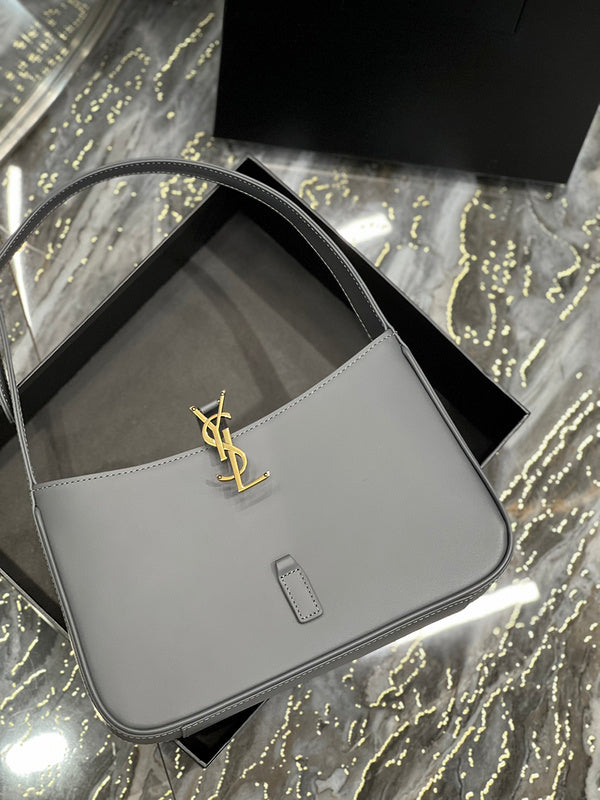 BB - YSL Bag - 2484