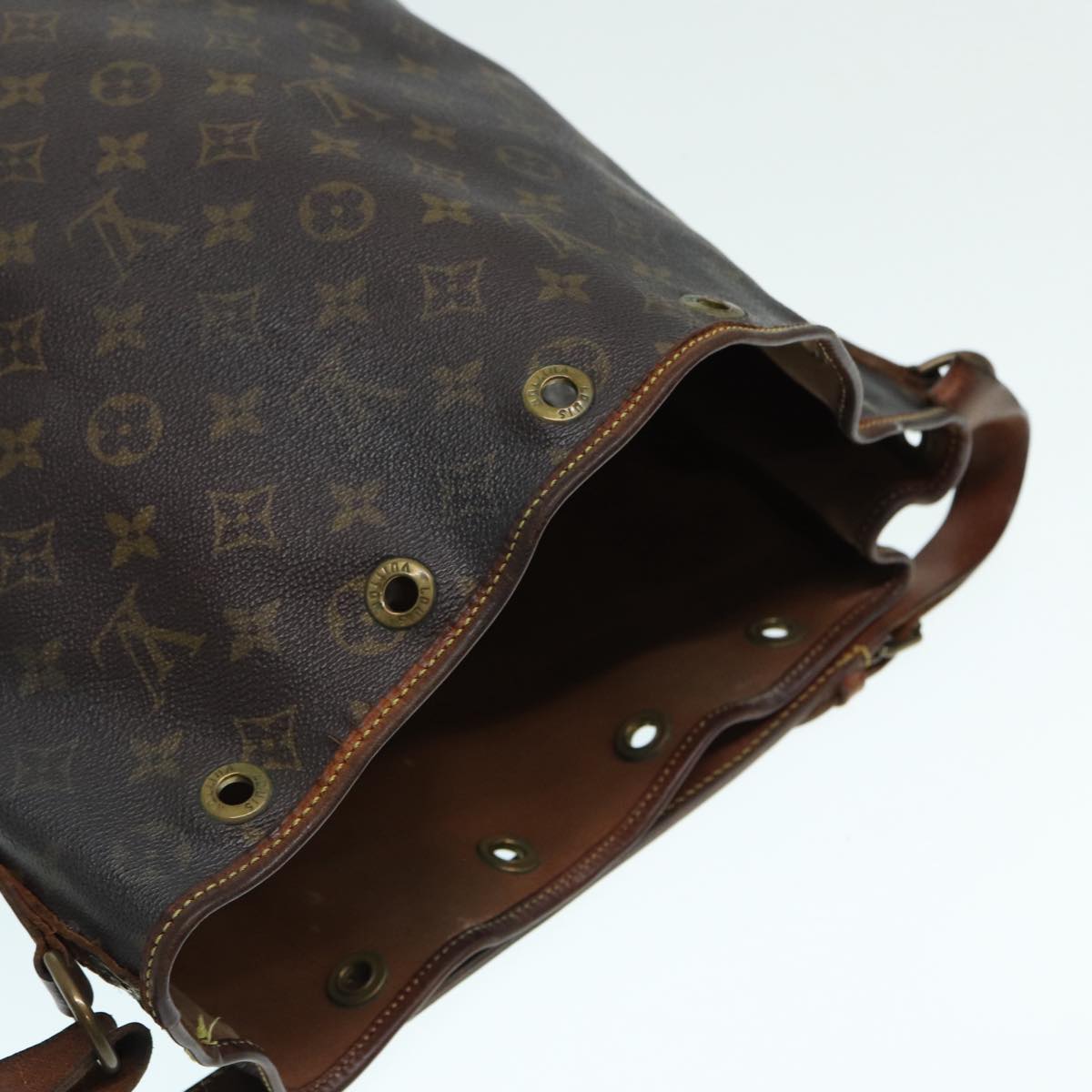 LO-LV bags 6374