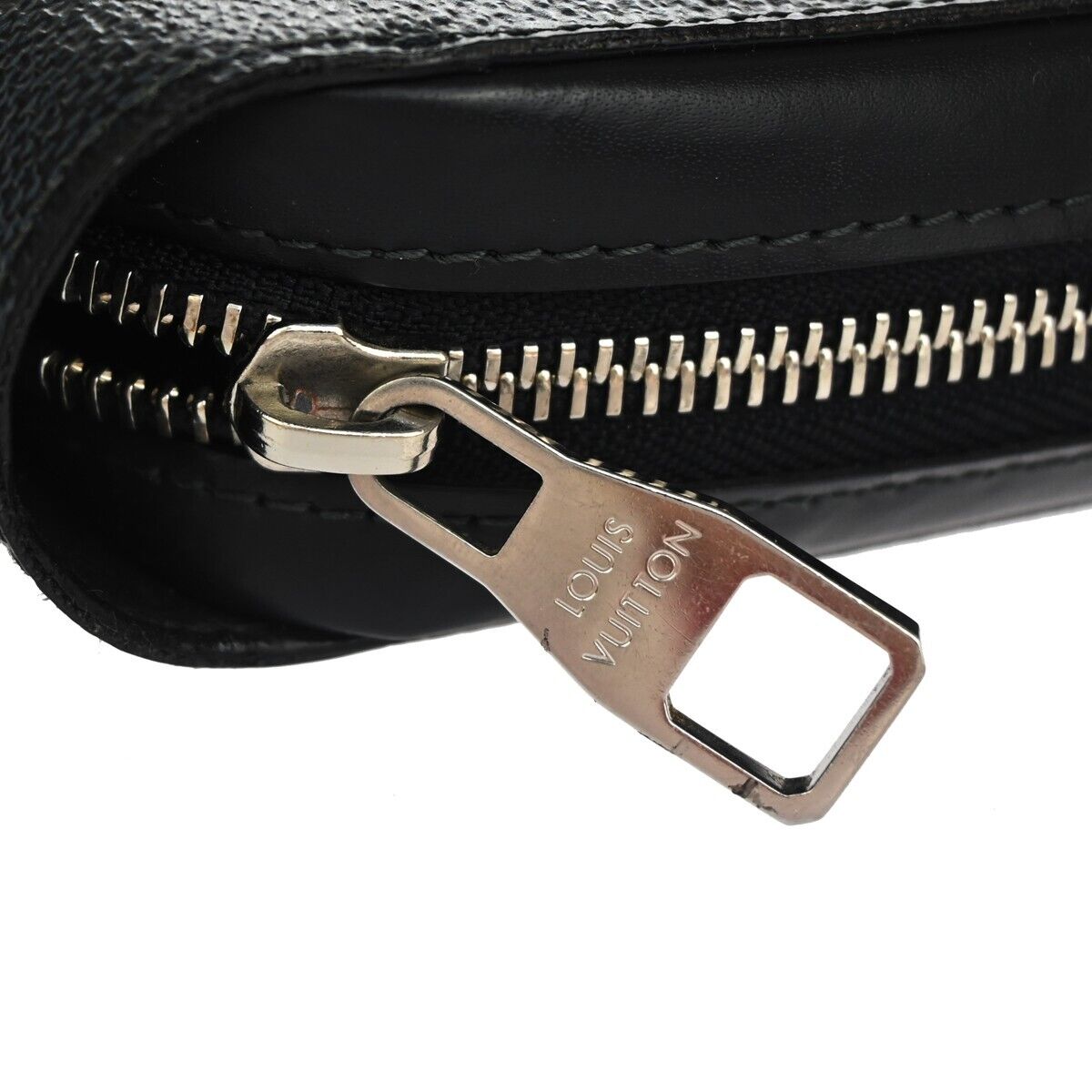 LO-LV bags 3119