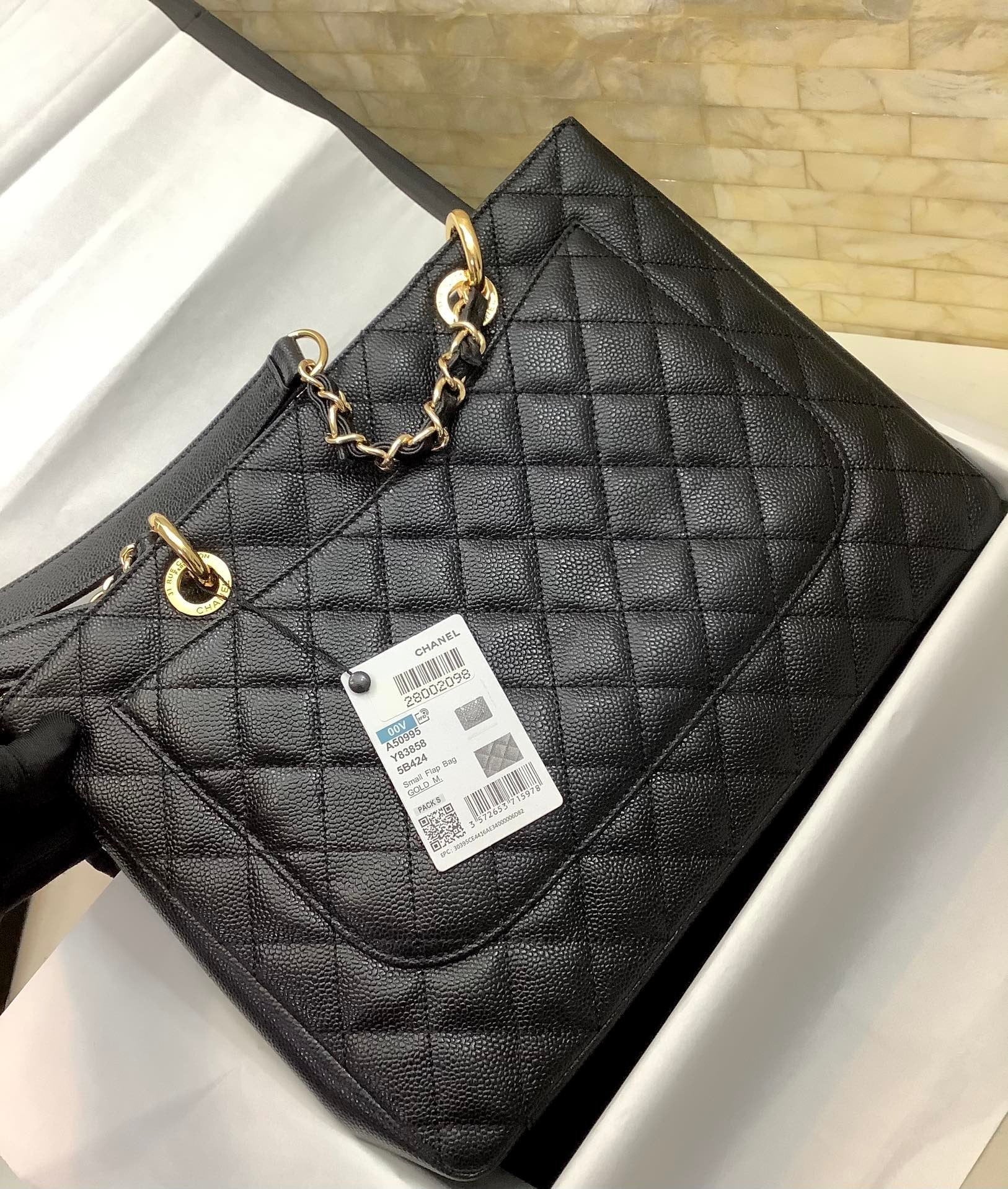 CHL -  Classic Tote Bag Gold Toned Hardware Black For Women 13.3in/34LO