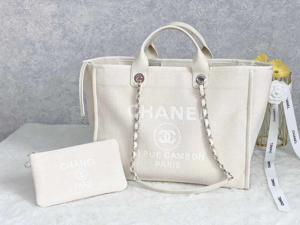 CHL - Small Shopping Bag SilLusso Official - Hardware Cream For Women Handbags, Shoulder Bags 15.2in/39LO AS3257