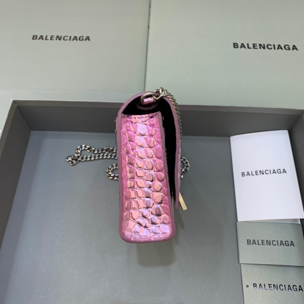 BLN-Ciaga Hourglass Wallet On Chain in Pink, For Women,  Bags 7.6in/19LO