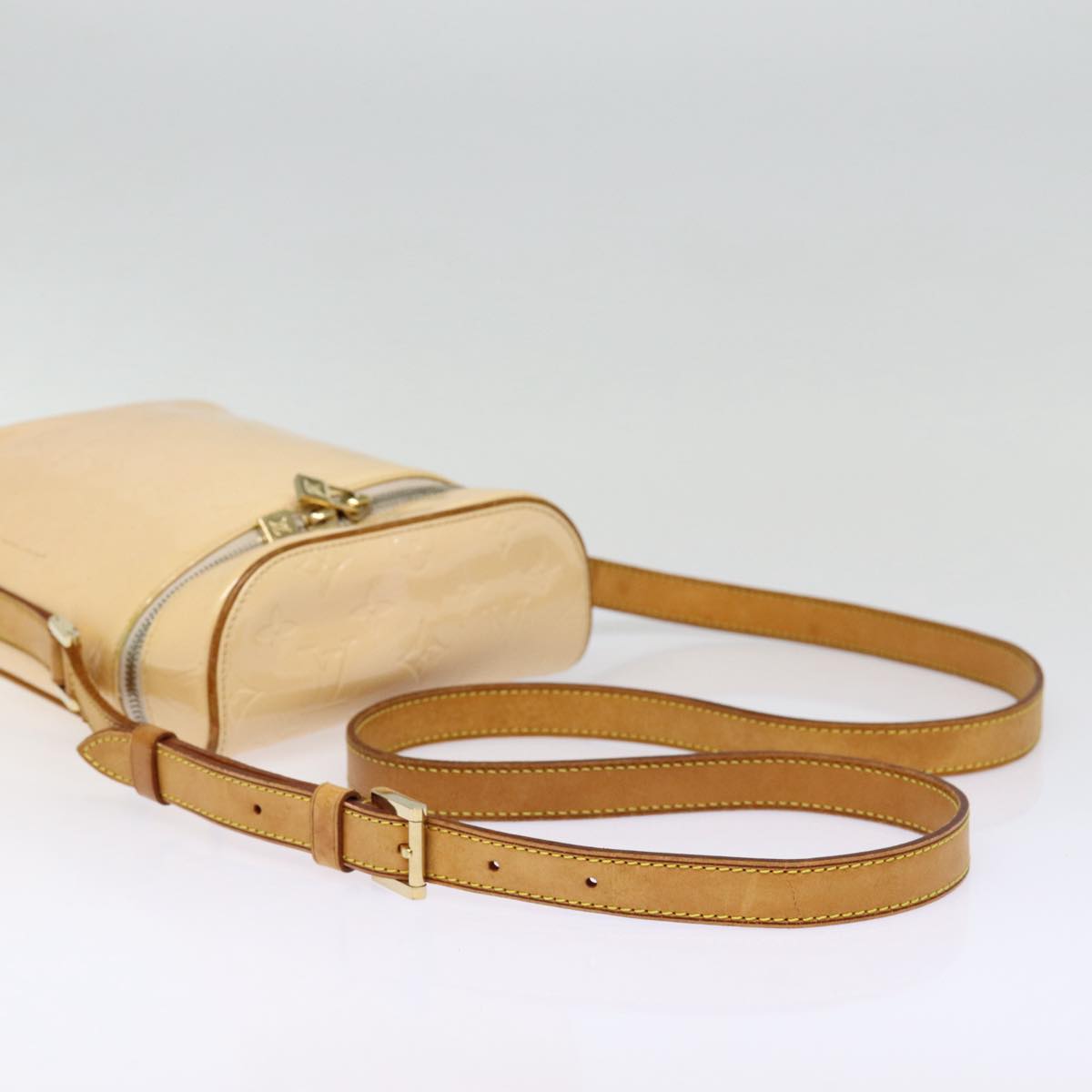 LO-LV bags 2767