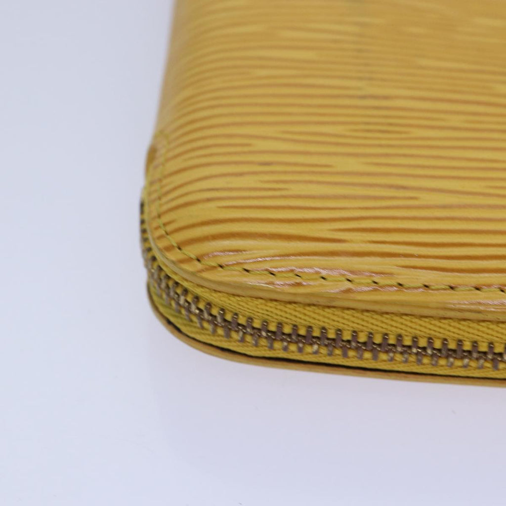 LO-LV bags 2310