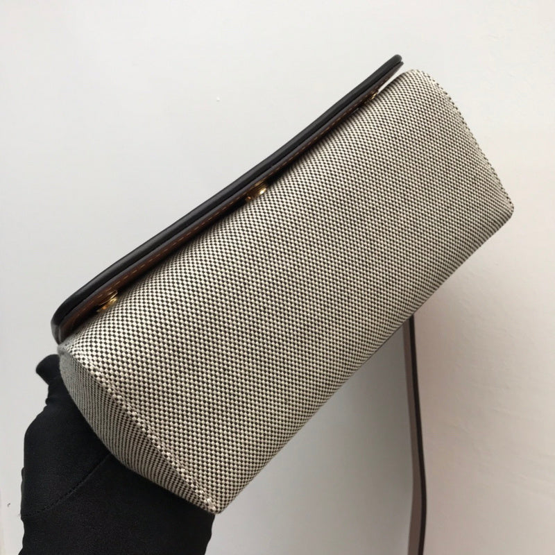 LO - B-BERRY BAGS - 502