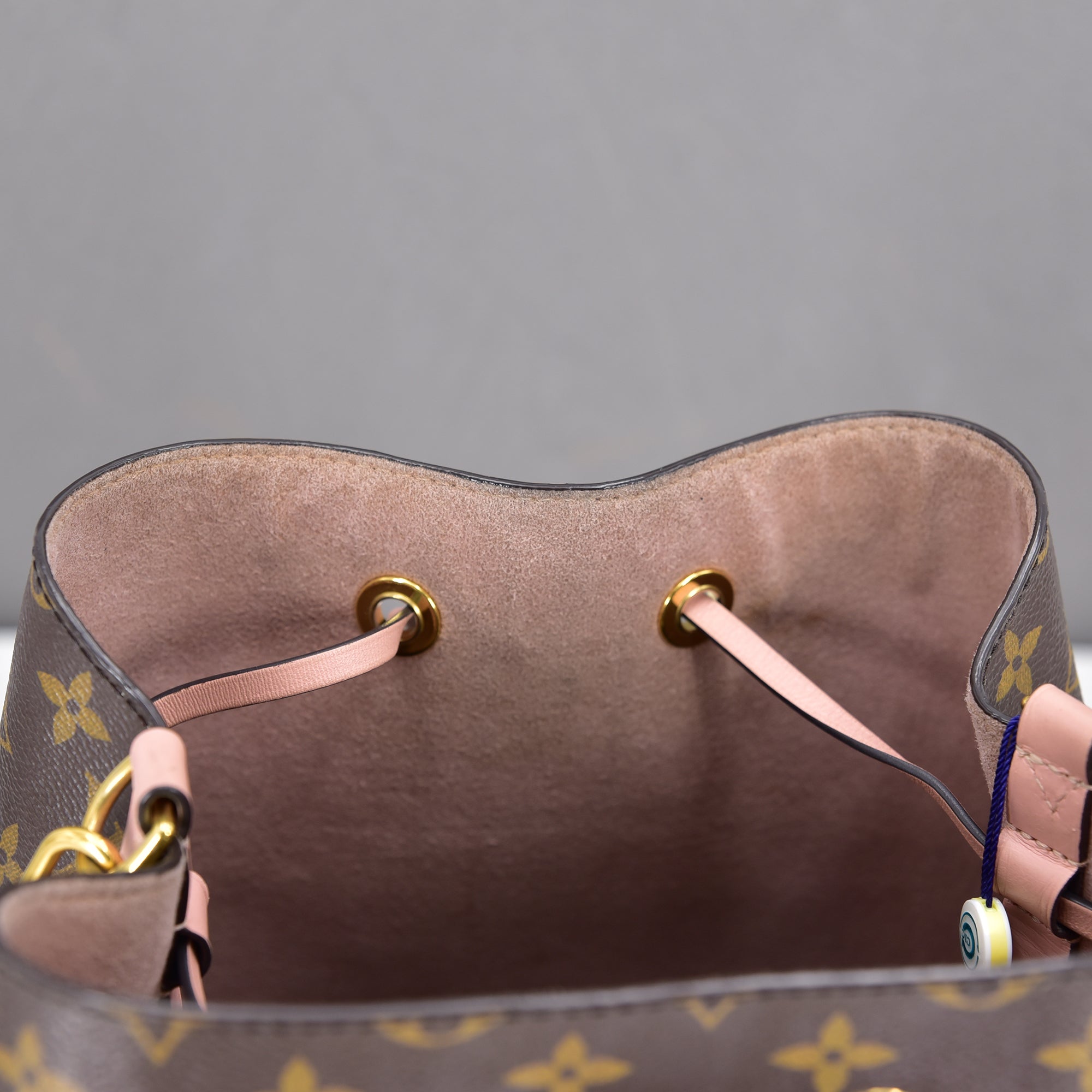 LO-LV bags 12406