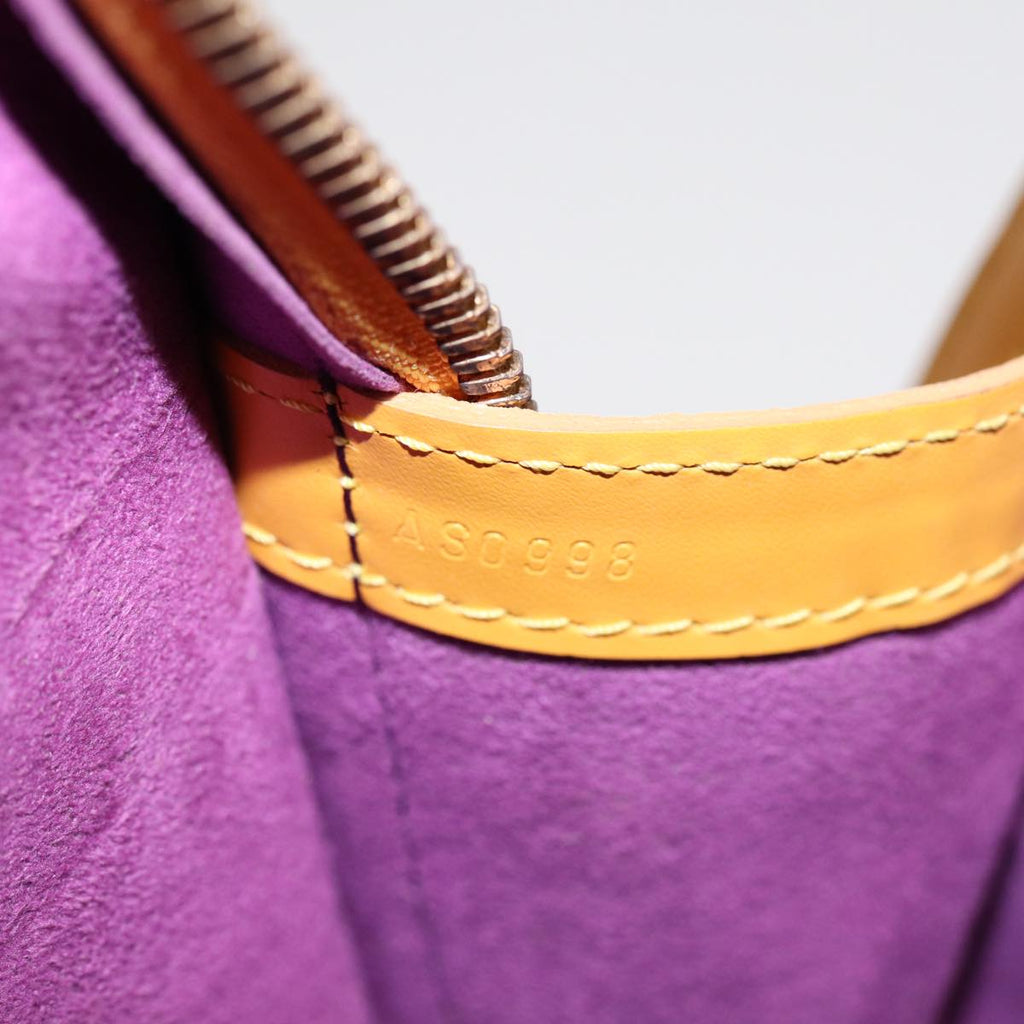 LO-LV bags 2569
